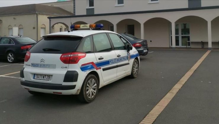 Fransa’da bir camiye saldırı düzenleme tehdidinde bulunan kişi gözaltına alındı