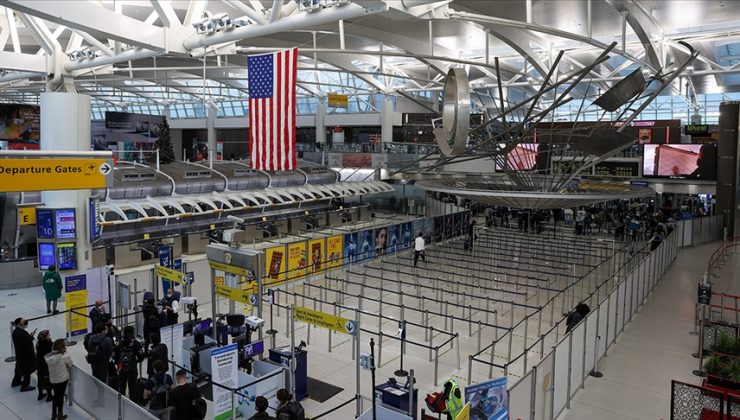 ABD’de hafta sonu 1500 uçak seferi iptal edildi