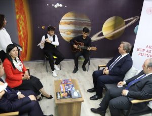 Bakan Varank, Aksaray’da Astronomi Kütüphanesi’nin açılışını yaptı