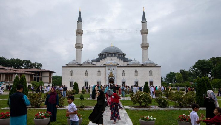 Amerika Diyanet Merkezi’nde bayramlaşma