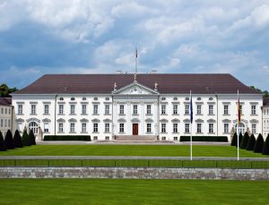 Almanya’da Cumhurbaşkanlığı Sarayı’na tasarruf önlemleri