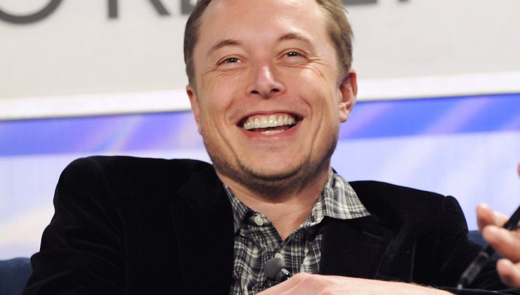 Elon Musk, dünyanın en zengini unvanını geri aldı