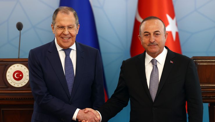 Dışişleri Bakanı Çavuşoğlu, Rus mevkidaşı Lavrov ile görüştü