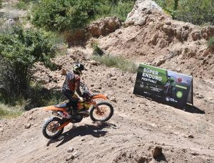 Enduro tutkunları Sivas’ta bir araya geldi