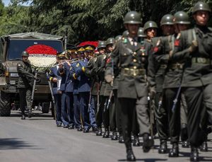 Şehit Uzman Çavuş Enes Özgül son yolculuğuna uğurlandı