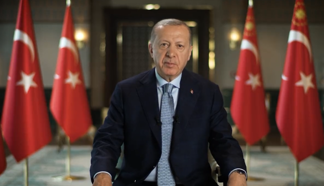 Cumhurbaşkanı Erdoğan’dan bayram mesajı: Duraklamaya, gerilemeye meydan vermeyeceğiz