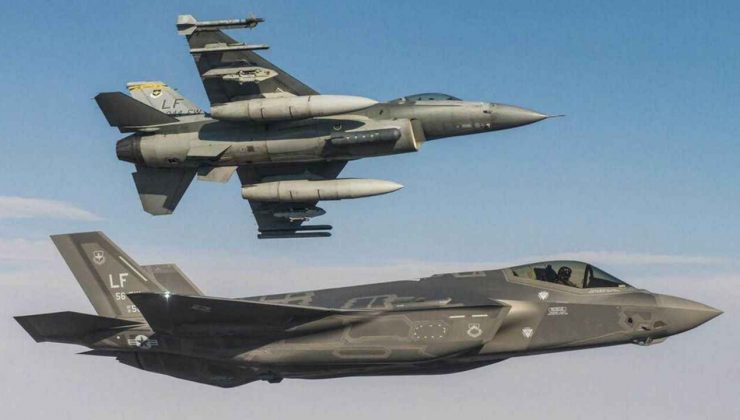 ABD’nin F-16 filosu Orta Doğu’ya ulaştı