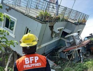 Filipinler’de 7 büyüklüğünde deprem