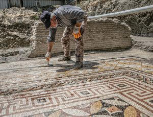 Hatay’da Roma dönemi villa kalıntısı ve taban mozaiği bulundu