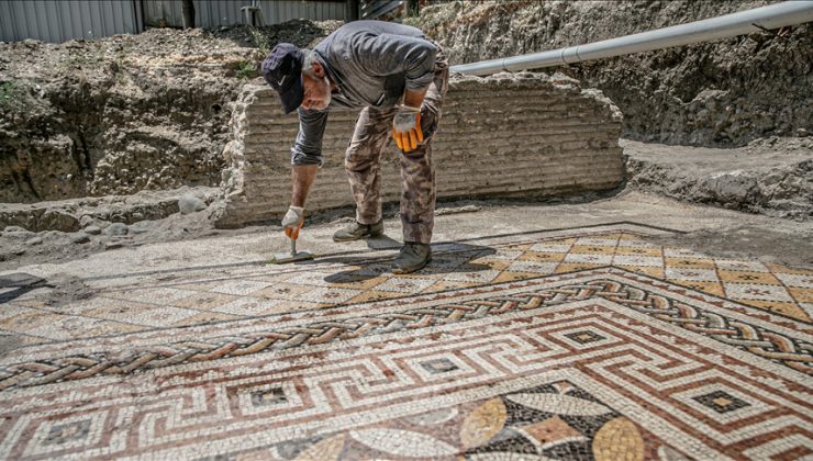Hatay’da Roma dönemi villa kalıntısı ve taban mozaiği bulundu
