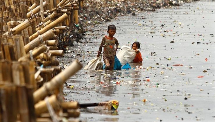 Hindistan’da tek kullanımlık plastik yasağı