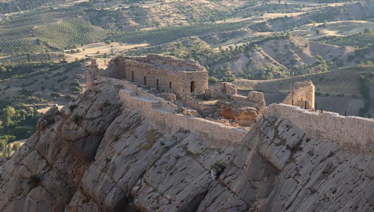 Kahta Kalesi 17 yıl aradan sonra ziyarete açılıyor