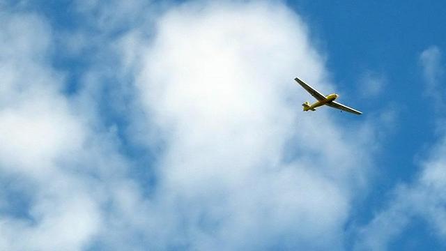 Güney California’da eski tip uçağın düşmesi sonucu 2 kişi öldü