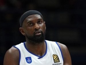 Anadolu Efes’li Chris Singleton kalp krizi geçirdi