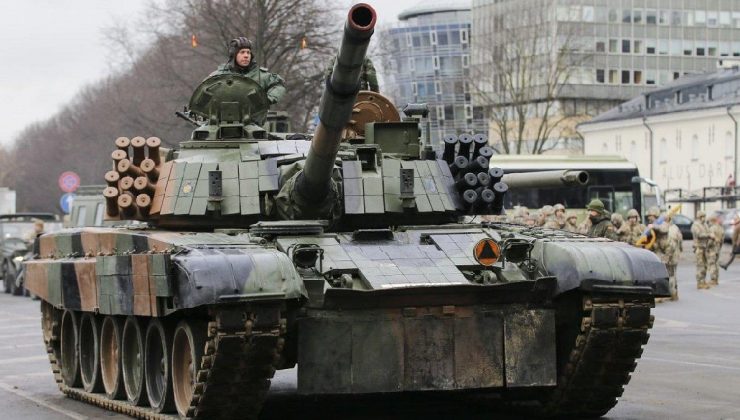 Polonya’dan Ukrayna’ya tank desteği