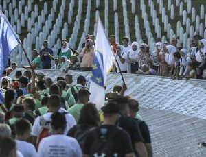 Bosna’da ölüm yolunda ‘Barış Yürüyüşü’ sona erdi