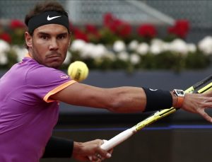 Rafael Nadal, Wimbledon’dan çekildi!