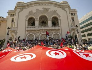 Tunus’taki Ulusal Kurtuluş Cephesi: Ülke siyasi tasfiyelerin ve özgürlüklere yönelik tehdidin eşiğinde