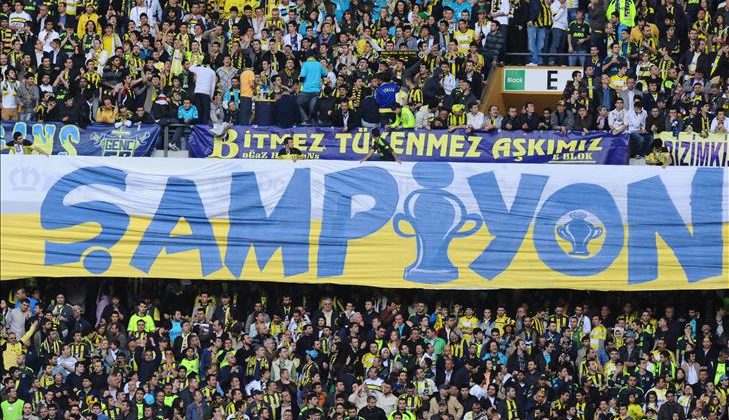 Fenerbahçe Dinamo Kiev maçında tezahürat ayıbı