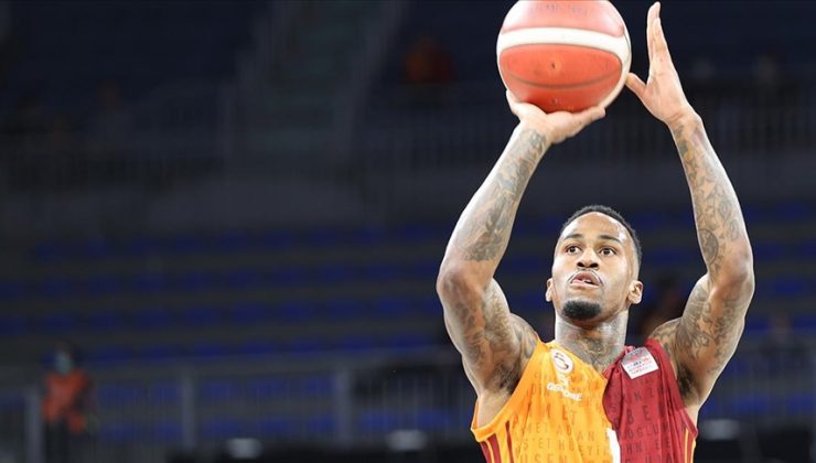 Galatasaray Nef yıldız basketbolcusunu bırakmadı