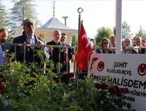 15 Temmuz’un kahraman şehidi Ömer Halisdemir’in kabrinde tören düzenlendi