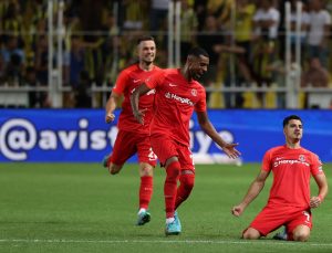 Ümraniyespor’un sürprizine Fenerbahçe’den son dakika engeli