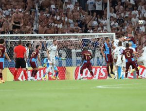 79’da gelen gol umutları Trabzon’a taşıdı!