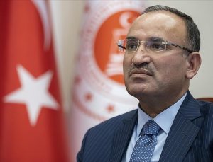 Bakan Bozdağ: Kimse hakim ve savcılara emir veremez!