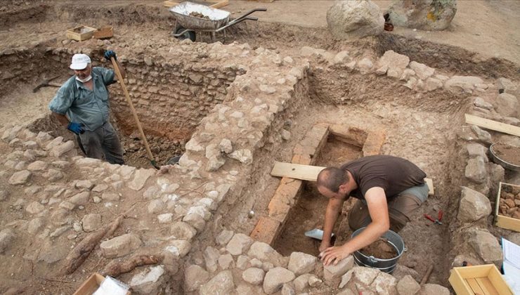 “Kuş Kahini Markos”un mezarı Bergama’da bulundu