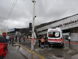 Bursa Otobüs Terminali’nin çatısı çöktü