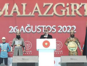Cumhurbaşkanı Erdoğan: Özgürlüğümüzü hedef alan hiç kimseyi affetmeyiz