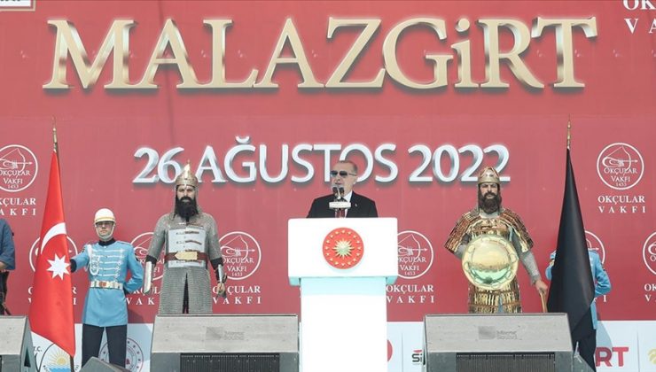 Cumhurbaşkanı Erdoğan: Özgürlüğümüzü hedef alan hiç kimseyi affetmeyiz