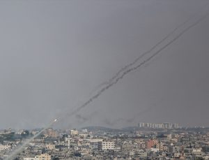 İsrail ordusu: Gazze’den 160 füze fırlatıldı