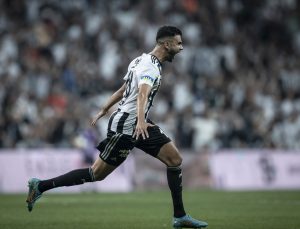 Ghezzal’dan Beşiktaş’a hayat öpücüğü