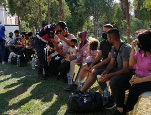 İzmir’de 855 yasa dışı düzensiz göçmen yakalandı