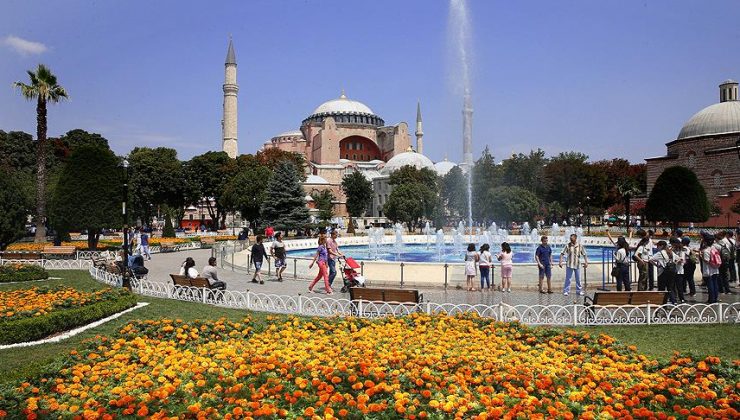 İstanbul temmuzda son 10 yılın turist rekorunu kırdı