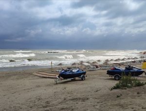 Kocaeli’de bazı plajlarda denize girme yasağı