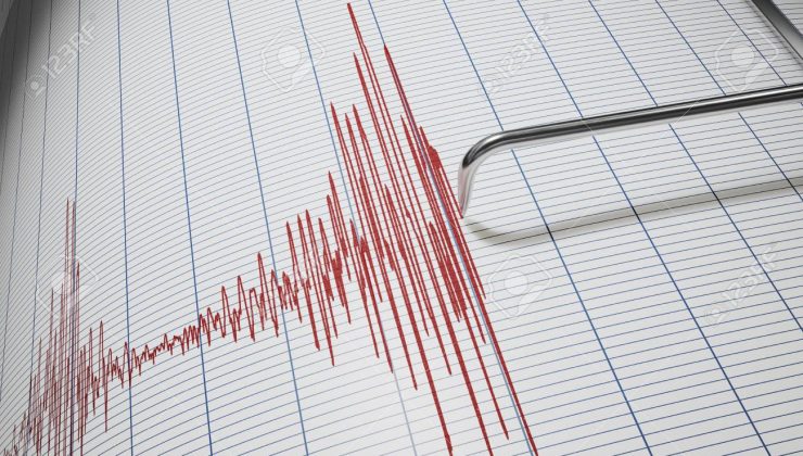 Endonezya’da 6.6 büyüklüğünde deprem