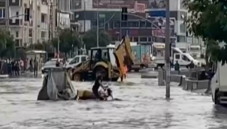 İstanbul’da gök gürültülü sağanak etkili oluyor