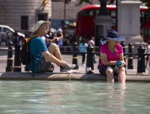 İngiltere’de “üçüncü derece sıcaklık” uyarısı yapıldı