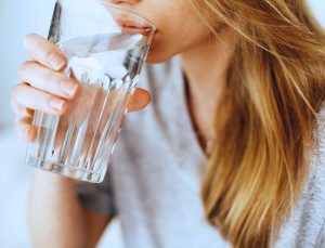 Soğuk su içmek daha çok terlemeye neden olabilir