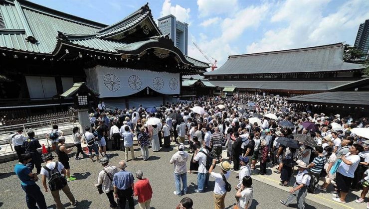 Japonya Başbakanından tartışmalı Yasukuni Tapınağı’na bağış