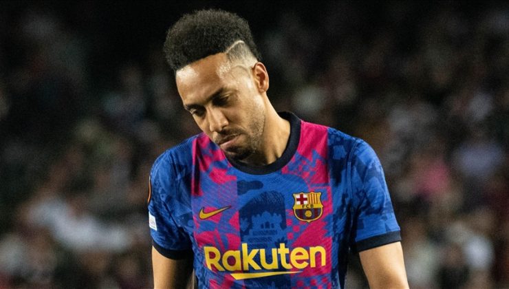 Barcelonalı futbolcu Aubameyang’ı darbedip evini soydular