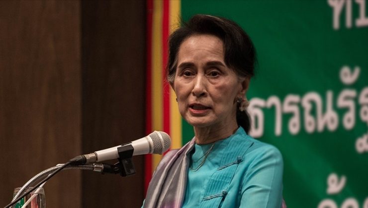 Myanmar’ın devrik lideri Suu Çii ‘resmi sırlar’ davasında ilk kez ifade verdi