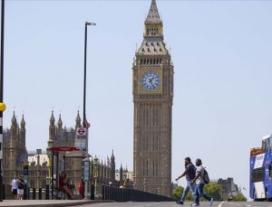 İngiltere’nin önde gelen su şirketlerinden Thames Water “hortum yasağı” uygulayacak