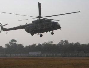 Pakistan’da içinde korgeneralin de bulunduğu helikopterden haber alınamıyor