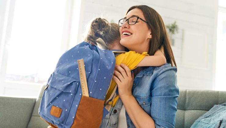 Okula uyum sürecinin kilit noktası anne-babanın tutumunda gizlidir