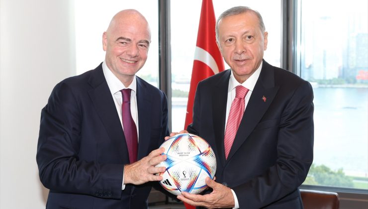 Cumhurbaşkanı Erdoğan, FIFA Başkanı Infantino’yu kabul etti