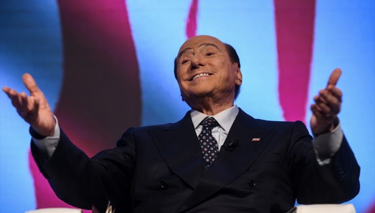 Eski İtalya Başbakanı Berlusconi, 86 yaşında hayatını kaybetti