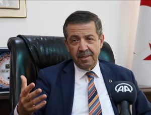 KKTC: Rumların silahlanma faaliyetlerine Türkiye ile misliyle karşılık vereceğiz